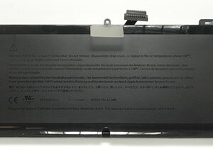 Batteria compatibile. 9 celle - 10.8 / 11.1 V - 7000 mAh - 77 Wh - colore NERO - peso 480 grammi circa - dimensioni STANDARD.