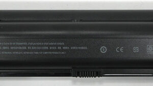 Batteria compatibile. 12 celle - 10.8 / 11.1 V - 10400 mAh - 114 Wh - colore NERO - peso 640 grammi circa - dimensioni MAGGIORATE.