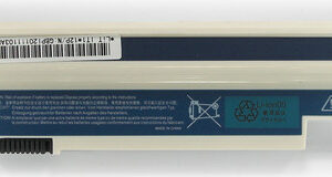 Batteria compatibile. 3 celle - 10.8 / 11.1 V - 2200 mAh - 24 Wh - colore BIANCO - peso 160 grammi circa - dimensioni STANDARD.